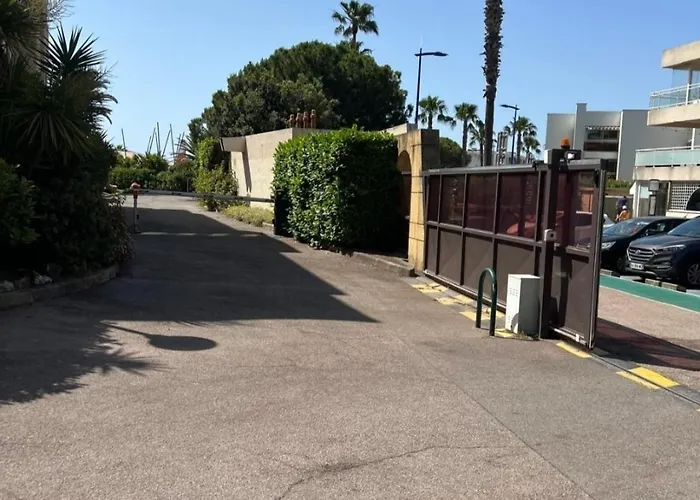 Charmant Studio Villeneuve-Loubet